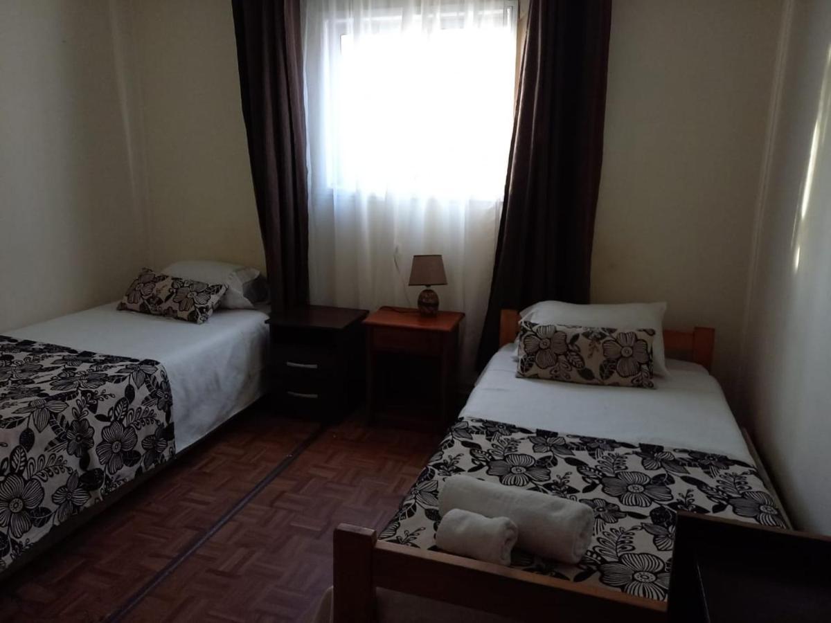 Hostal Hellen Puerto Natales Buitenkant foto