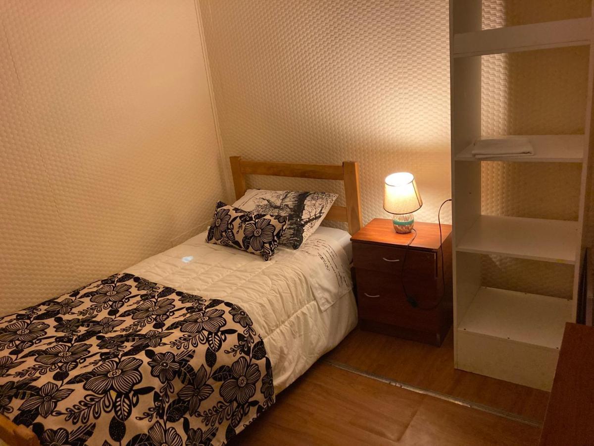 Hostal Hellen Puerto Natales Buitenkant foto