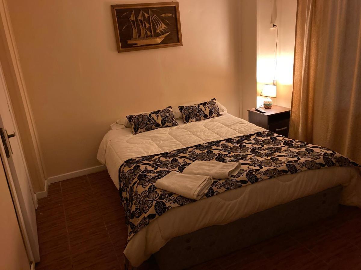 Hostal Hellen Puerto Natales Buitenkant foto